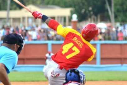 OUT 27: Matanzas se pone delante en la final de la Liga Élite 8-4