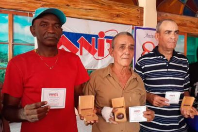 Premian esfuerzo innovador en Holguín