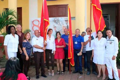 Colectivos espirituanos recibieron la Bandera 85 Aniversario de la Fundación de la CTC