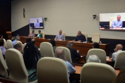 Orienta Díaz-Canel estar atentos a recomendaciones de OMS sobre COVID-19 (+video)