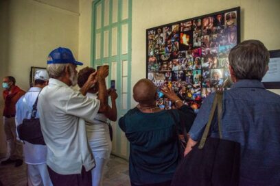 De Roberto Chile y Julio Larramendi: Ofrendas en la Casa de África