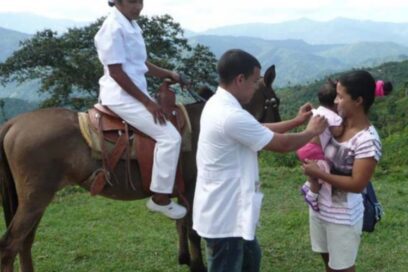 Felicita Díaz-Canel a médicos y enfermeras de Cuba