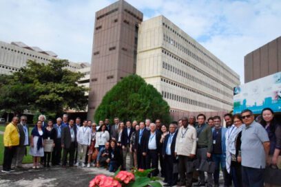 Profesionales de la prensa constatan avances biotecnológicos de Cuba