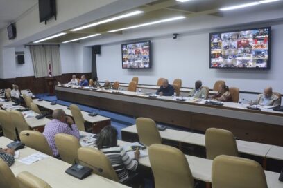 Transformar, palabra de orden para revertir la situación actual