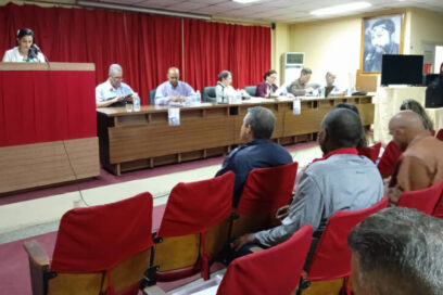 Trabajadores del sector de industria por más innovación