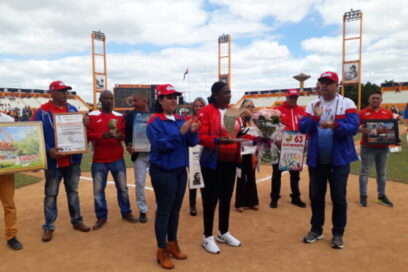 Homenaje a 63 años de hazañas deportivas