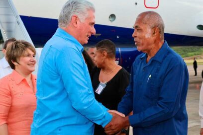 Díaz-Canel en San Vicente y las Granadinas para cumbre de la Celac
