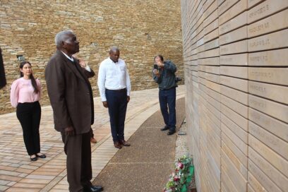 Realizó Esteban Lazo visita de trabajo a Sudáfrica