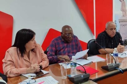 Insiste Valdés Mesa en capacitación de cuadros de los Órganos Locales del Poder Popular