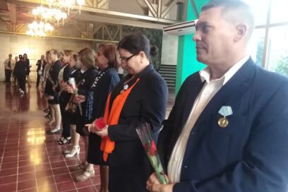 Distinguen a trabajadores consagrados de las Comunicaciones