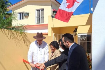 Canadá reabre consulado en  Varadero
