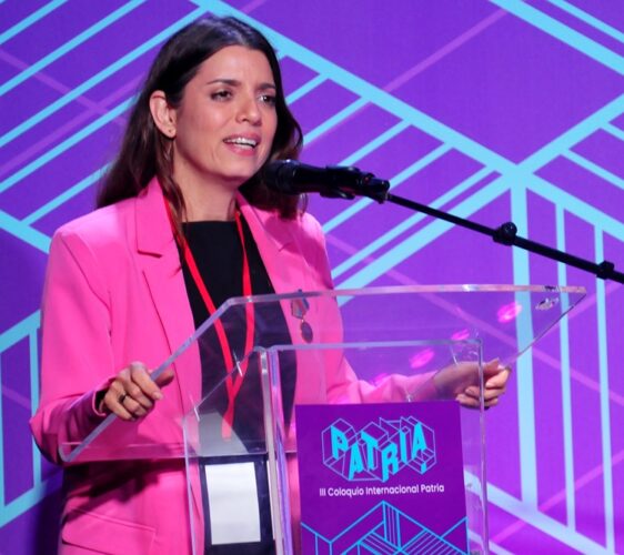 Patricia Villegas fue reconocida en la clausura. Foto: Jorge Luis Sánchez Rivera