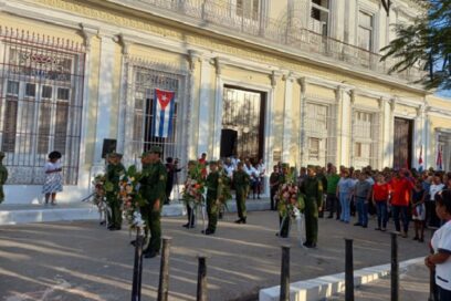 Rinden homenaje popular en Cárdenas a José Antonio Echeverría