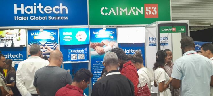 Foto5: Stand de Haitech en la pasada XIX Convención y Feria Internacional Informática 2024| Jorge Luis Sánchez Rivera