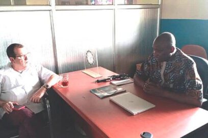 Dirigente partidista gambiano rechaza bloqueo e injerencia de EEUU en los asuntos de Cuba