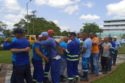 Pinareños en restablecimiento del servicio eléctrico en La Habana