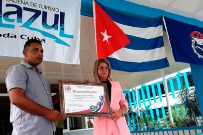 Agasajan a trabajadores del Turismo en Las Tunas