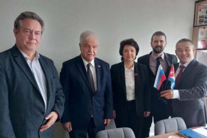Exploran posibilidad de estrechar nexos entre Cuba y región rusa