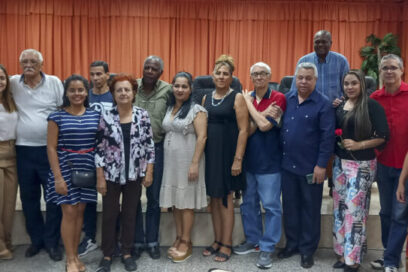 Reciben sus diplomas ganadores del Premio Periodístico Primero de Mayo