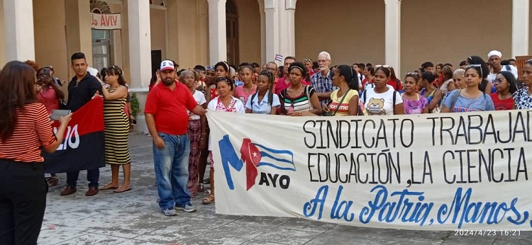“Conspiracies” in Santiago de Cuba for May Day • Workers