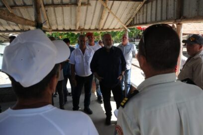 Visita Primer Ministro objetivos económicos y sociales en Holguín