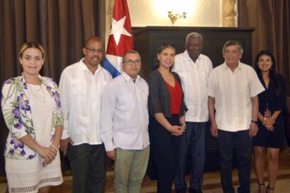 Recibe Esteban Lazo al Presidente del Partido Comunista de Chile