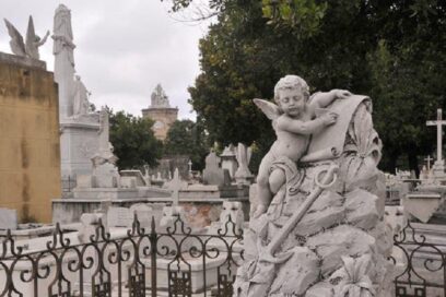 Crean Red de Cementerios Patrimoniales de Cuba