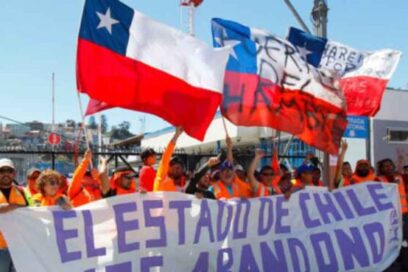 En paro trabajadores portuarios chilenos por mejoras laborales