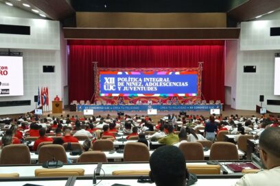 La Juventud Cubana en Congreso