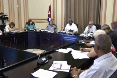 La vinculación con la base, tarea de la mayor prioridad