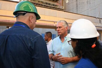 Díaz-Canel continúa visitas de trabajo en Artemisa