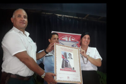 Distinciones de esfuerzo y entrega