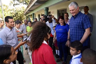 Díaz-Canel visitó centros económicos de la provincia Camagüey