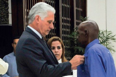 De su padre lo aprendió