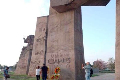 Trasciende homenaje de guantanameros a las madres