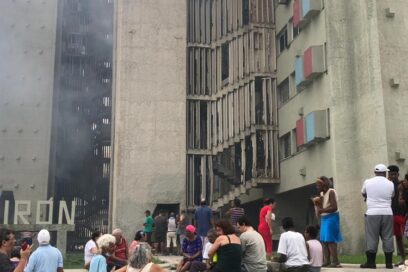 Sin daños a la personas, extinguido incendio en edificio Girón