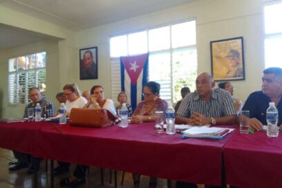 La Ley de Pesca sobre el tapete, en encuentro con pescadores