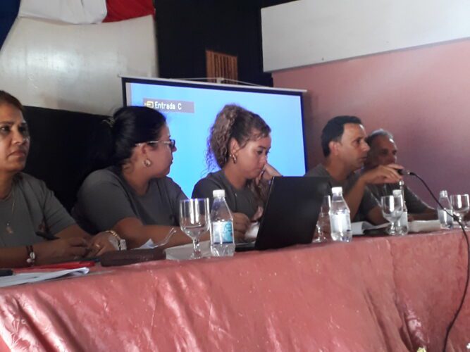 Los delegados ratificaron como máxima dirigente de la organización en el territorio a Yailén Solís Rodríguez
