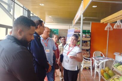 Abrazo comercial entre las naciones del Caribe en Santiago de Cuba