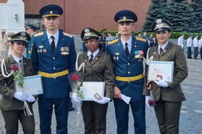 Graduados en Rusia jóvenes de Cuba en protección contra incendio