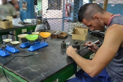 Revitalizarán producción de instrumentos de pesaje en Cuba