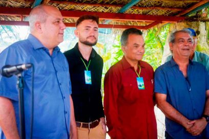 Ronel González, premio Cucalambé 2024 en décima escrita