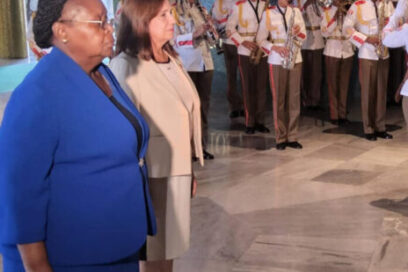 Presidenta de Asamblea de Mozambique rindió homenaje a Martí