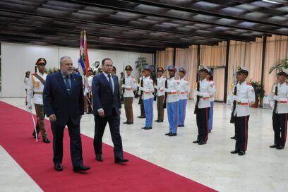 Dialogó Primer Ministro cubano con su homólogo de Belarús