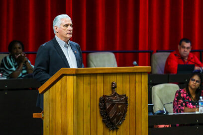 Díaz-Canel: «Esto es una Revolución nacida para dignificar al ser humano»