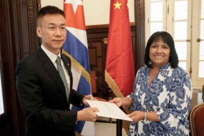 Vicecanciller de Cuba recibió cartas de estilo de nuevos embajadores