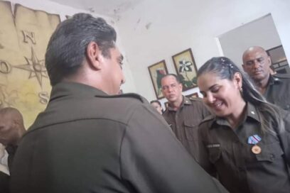 Reconocen a quienes preservan las conquistas de la Revolución