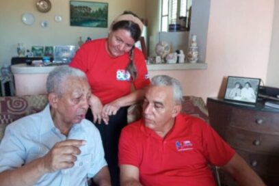 Honran a combatientes del Moncada y el Granma
