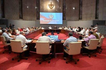 Estabilización económica centró reunión del Consejo de Ministros