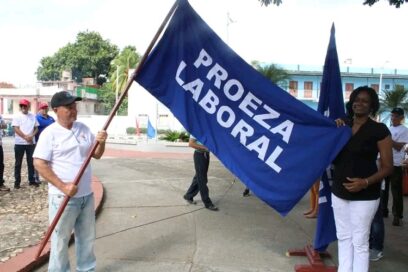 Proeza Laboral para brigadas que reparan vía férrea en Sancti Spíritus